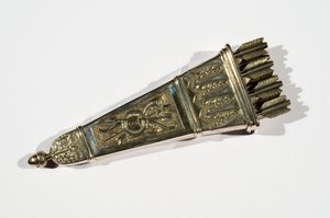 Étui contenant des flèches ornementales
