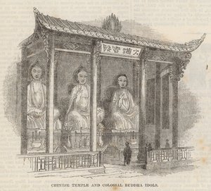 Temple chinois et idoles colossales de Bouddha