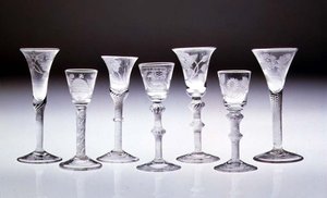 Collection de verres gravés avec tiges torsadées opaques et à air