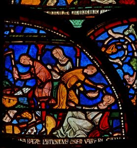 Détail de la fenêtre des Miracles représentant la mère de Geoffrey de Winchester priant Saint Thomas