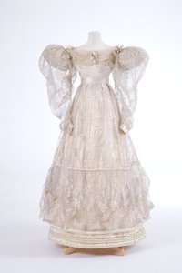 Robe de soirée, 1829 - English School