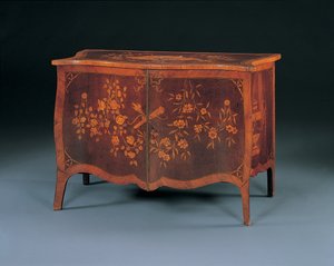 Commode marquetée de George III dans le style de John Cobb, vers 1770 - English School