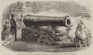 Grand canon en bronze pris aux Chinois, récemment placé sur la terrasse nord, château de Windsor