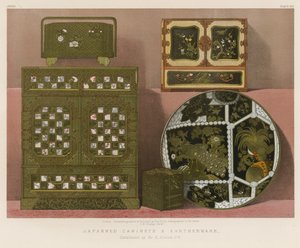 Cabinets laqués et faïence contribué par Sir R Allcock, C B - English School