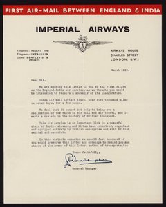 Lancement du premier service postal aérien entre l