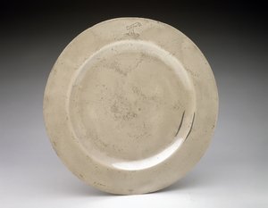 Assiette, vers 1750 - English School