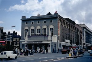 Le Old Vic, The Cut