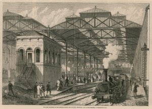 La nouvelle gare du Metropolitan et du London, Chatham and Dover Railway, Farringdon Road, Londres - English School