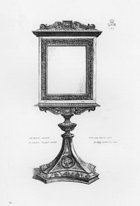 Musée Victoria et Albert : Miroir métallique dans un cadre en noyer sculpté, italien