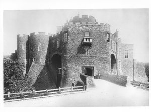 Vue de la porte des Connétables, construite en 1221-27