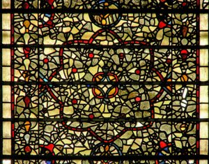 Fenêtre des Cinq-Sœurs représentant des grisaille
