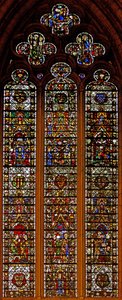 Fenêtre w42 représentant la fenêtre de Peter de Dene avec des scènes de la vie de Sainte Catherine - English School