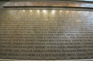 Mémorial aux membres du New College, Oxford, qui ont perdu la vie pendant la Première Guerre mondiale - Eric (workshop of) Gill