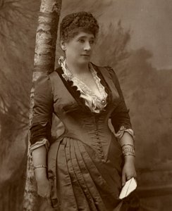 Mme John Wood, actrice et directrice de théâtre britannique, 1888 - Ernest Barraud