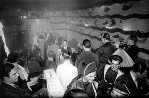 Une taverne à Montparnasse, Paris, 1931
