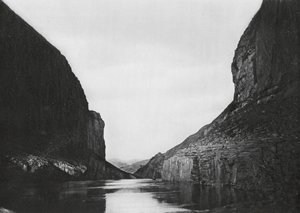 Yangtzekiang, Feng siang kou, Szechuan, La Gorge des soufflets en aval de Kuelchoufu, Vue en amont