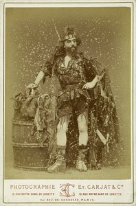 Mortimer dans le rôle du roi des truands - Etienne Carjat