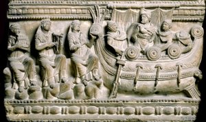 Art étrusque : « Ulysse, attaché au mât de son navire, résiste au chant des sirènes » Bas-relief d