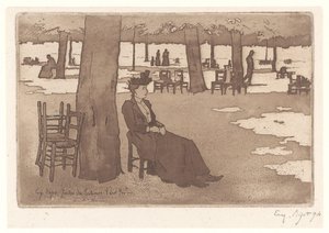 Femme dans le Jardin des Tuileries à Paris