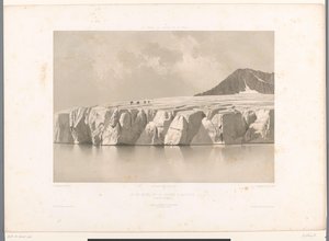 Vue sur le lac Märjelensee et le glacier d