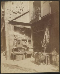 Brocanteur, Un Coin de la Rue Beaubourg, 8. (4)