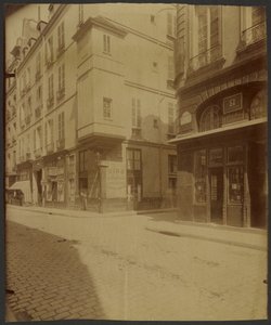 Tourelle rue Saint Paul.  Passe pour avoir été le cabinet de travail de Botal, médecin de Henri III - Eugène Atget