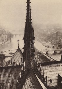 Paris : La fleche de Notre-Dame vue des tours ; La flèche de Notre-Dame vue des tours (photo n/b) - European Photographer