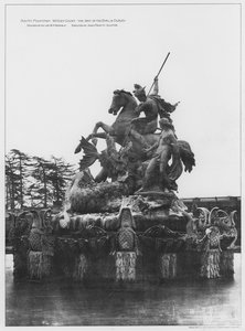 Fontaine Sud, Witley Court, le Siège du Comte de Dudley