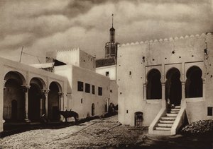 Tanger, Maison du Trésor et Tribunal (photo n/b) - European Photographer