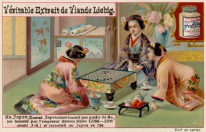 Femmes japonaises jouant à un jeu de société - European School