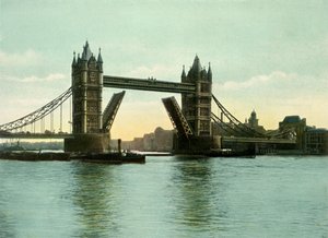 Le Tower Bridge, vers 1900