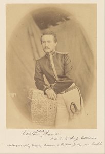 Capitaine F.E.A. Chamier, A.D.C. de Sir J. Outram, ensuite Commissaire Adjoint et Juge de District à Oudh - Felice Beato