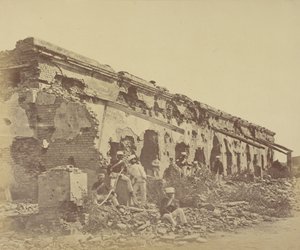 Enceinte du major-général Sir Hugh Massy Wheeler à Cawnpore - Felice Beato