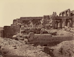 Ruines du 3eme pylone du Temple (sud-est) partie gauche (Karnak) Thebes