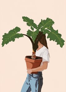 Femme tenant une plante
