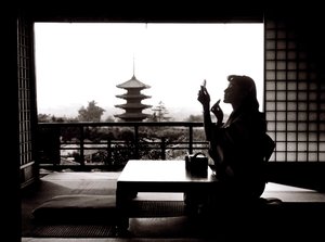 "Kyoto la frivole". Pagode Yasaka vue du restaurant Kyo-Yamato - Fosco Maraini