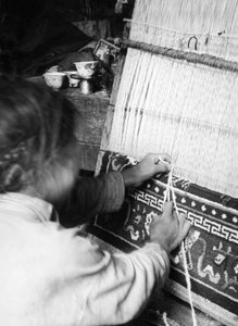Le tisserand de tapis, Gyantsé, Tibet - Fosco Maraini