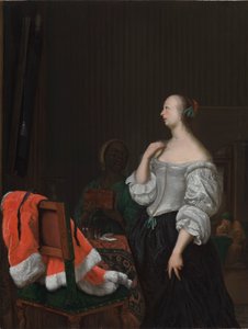 Une femme devant un miroir