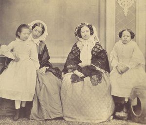 Elise Höusermann, Hermine, Marie et Marie Antoine, années 1850-60 - Franz Antoine