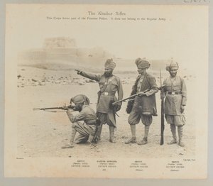 Les Khyber Rifles, vers 1900