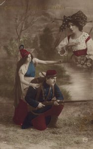 Un soldat guidé par la Liberté pense à la maison - French Photographer