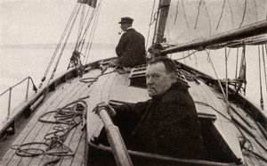 Hilaire Belloc dans son bateau - French Photographer