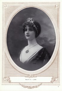 Mannequin créé par Pierre Imans (photo n/b) - French Photographer
