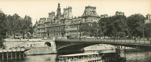 Paris, L