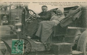Madame Anne Brugère en voiture avec sa fille âgée de 73 ans, Les Herbiers