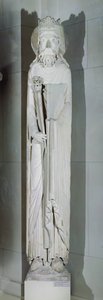 Un roi, peut-être Salomon, de la façade ouest de Notre-Dame de Corbeil, Essonne - French School