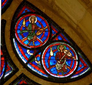 (détail) de la rosace est représentant deux anciens de l