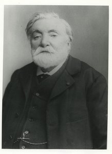 Le roi David assis en majesté au centre de Jérusalem, de la Bible de St. Etienne Harding