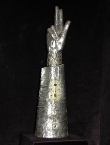 Reliquaire de Saint Georges (argent et bois)