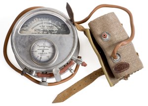 Sphygmomanomètre, Paris, vers 1909-29